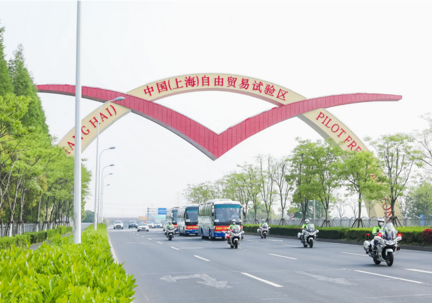 欢迎回家！天游ty8线路官网附属第七人民医院50名援鄂医务人员隔离休整后归来