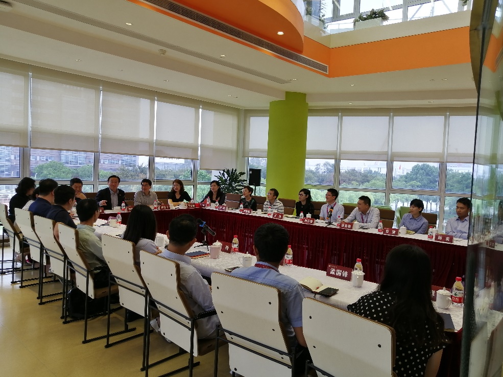 天游ty8线路官网举行新引进青年学者座谈会